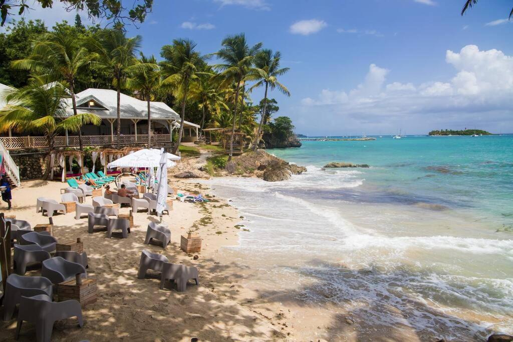 F1 Vue Mer, Acces Plage, En Centre-Ville Le Gosier  Extérieur photo